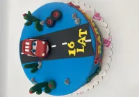 Tort z Zygzakiem McQueenem