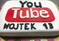 Tort z logiem You Tube