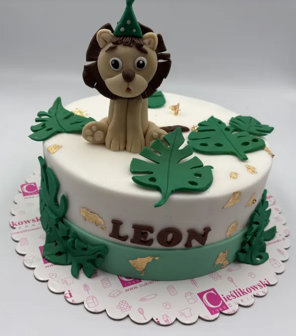Tort z figurka lwa